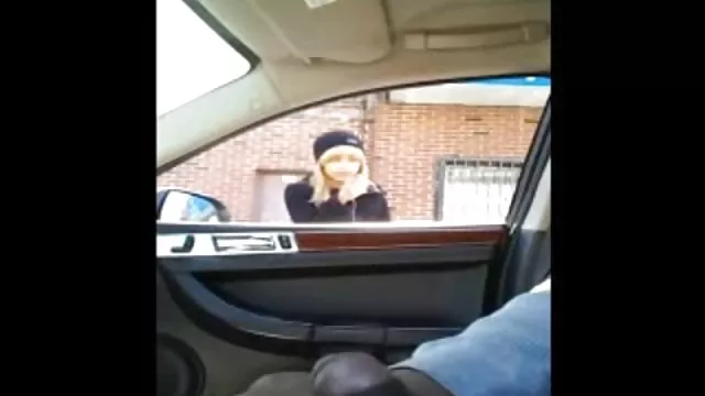 سكس بدون تسجيل امرأة سمراء مثير يظهر مؤخرتها الداخلية 0 صور وافلام سكس عربي القبر
